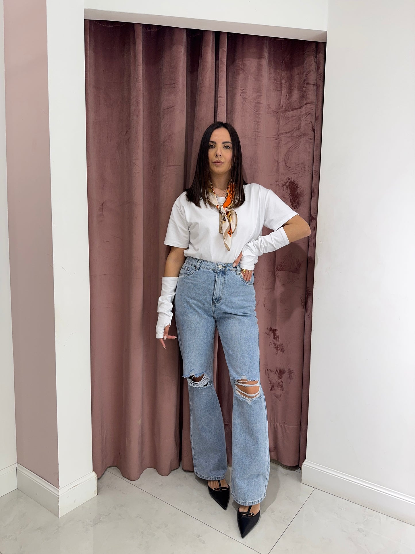 Jeans a palazzo con strappi