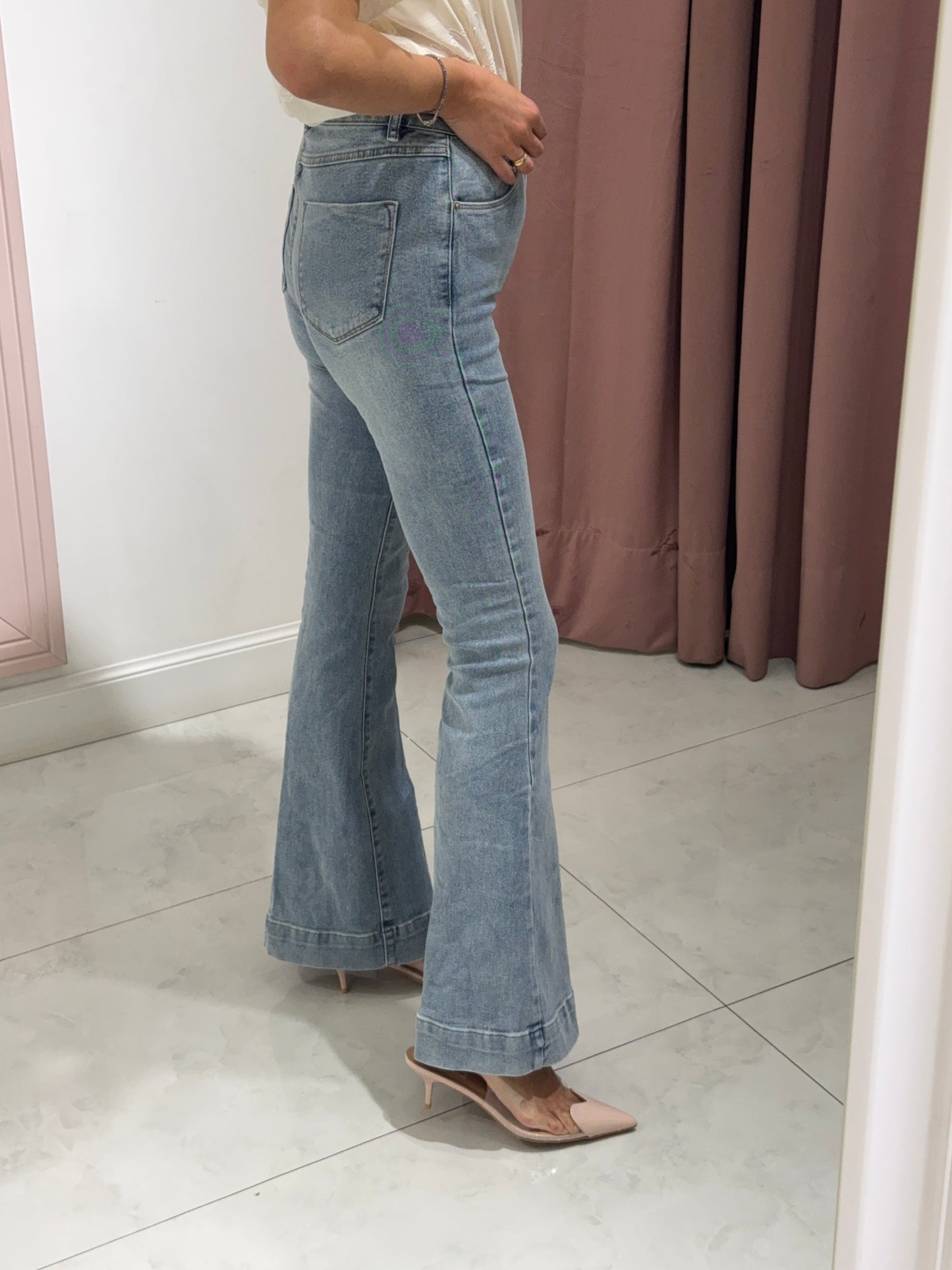 jeans a zampa - lavaggio chiaro