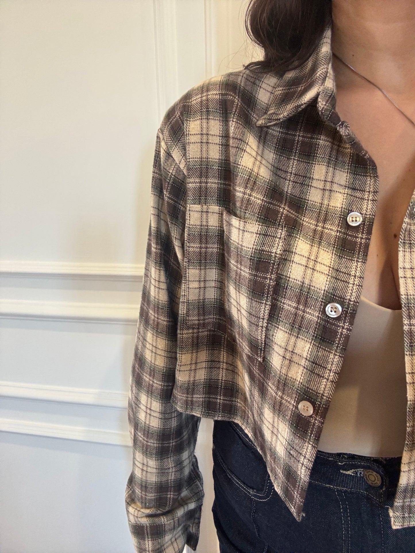 Camicia crop con spalline strutturate - fantasia check