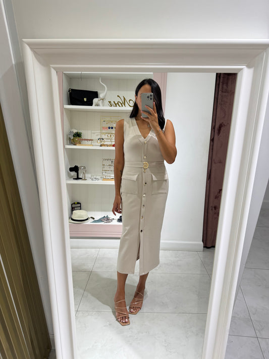 Tubino lungo con bottoni - beige