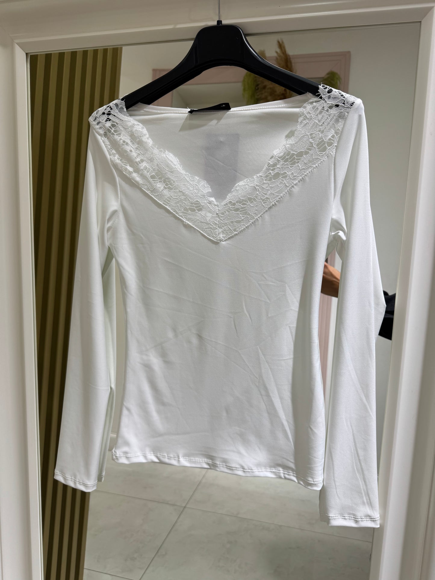 Maglia in lycra con pizzo