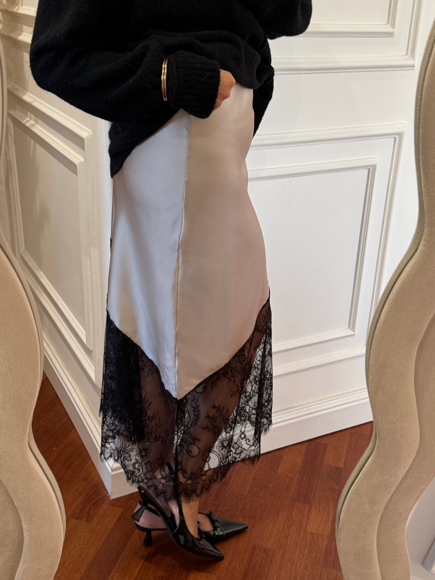 Gonna satin asimetrica con pizzo - champagne