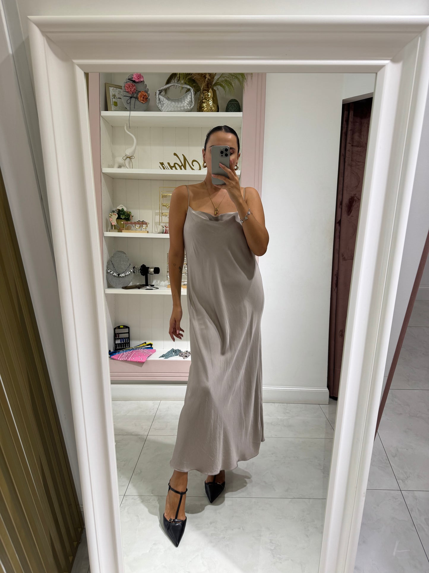 Abito lungo satin - fango